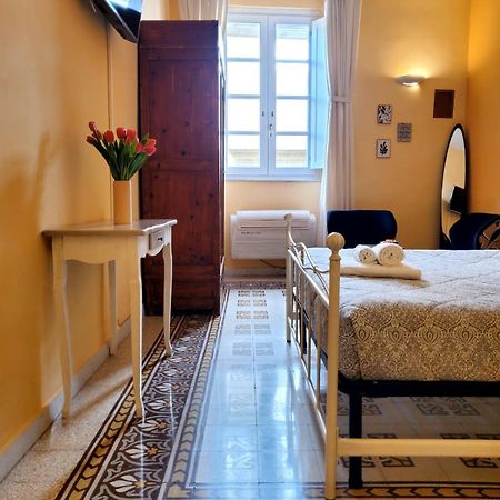 Residenza Fillanfi Hotel ลุคคา ภายนอก รูปภาพ