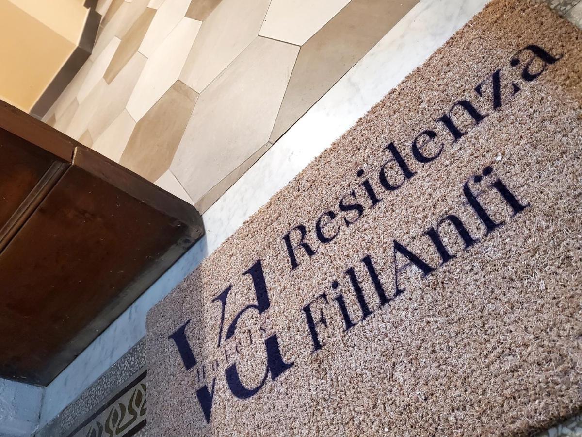 Residenza Fillanfi Hotel ลุคคา ภายนอก รูปภาพ