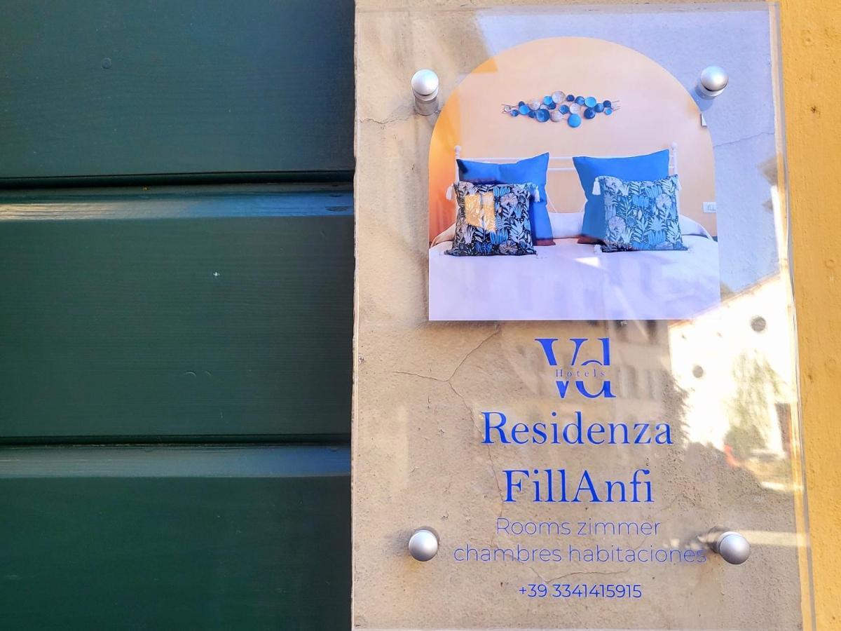 Residenza Fillanfi Hotel ลุคคา ภายนอก รูปภาพ