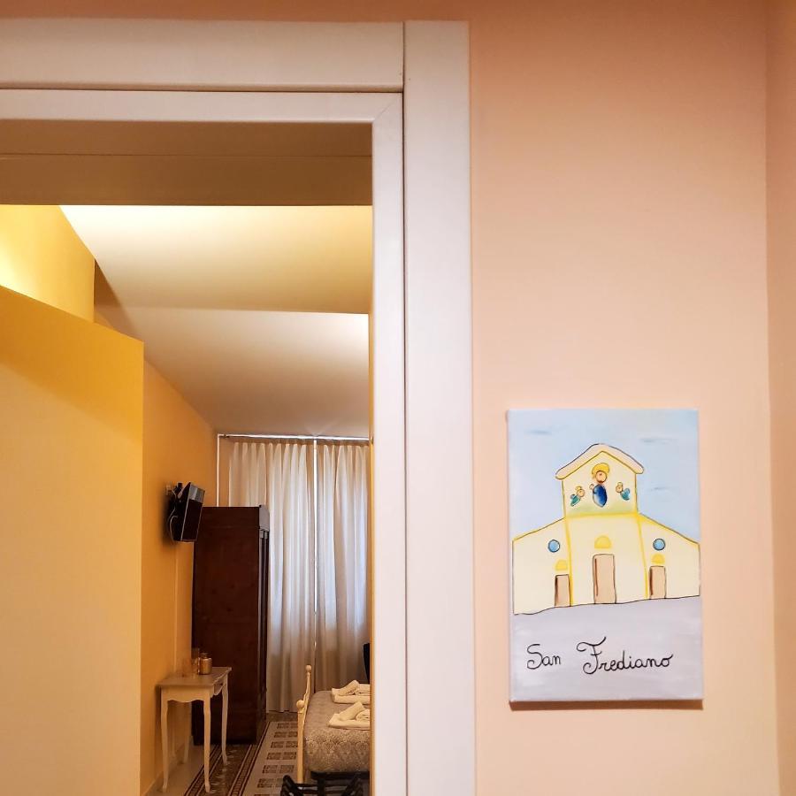 Residenza Fillanfi Hotel ลุคคา ภายนอก รูปภาพ